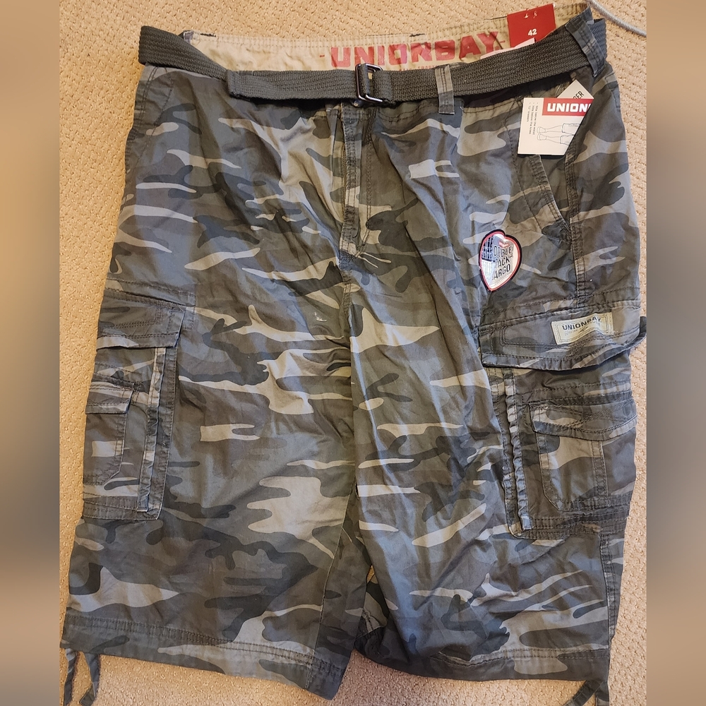 UNIONBAY Gray Camouflage Cargo Shorts